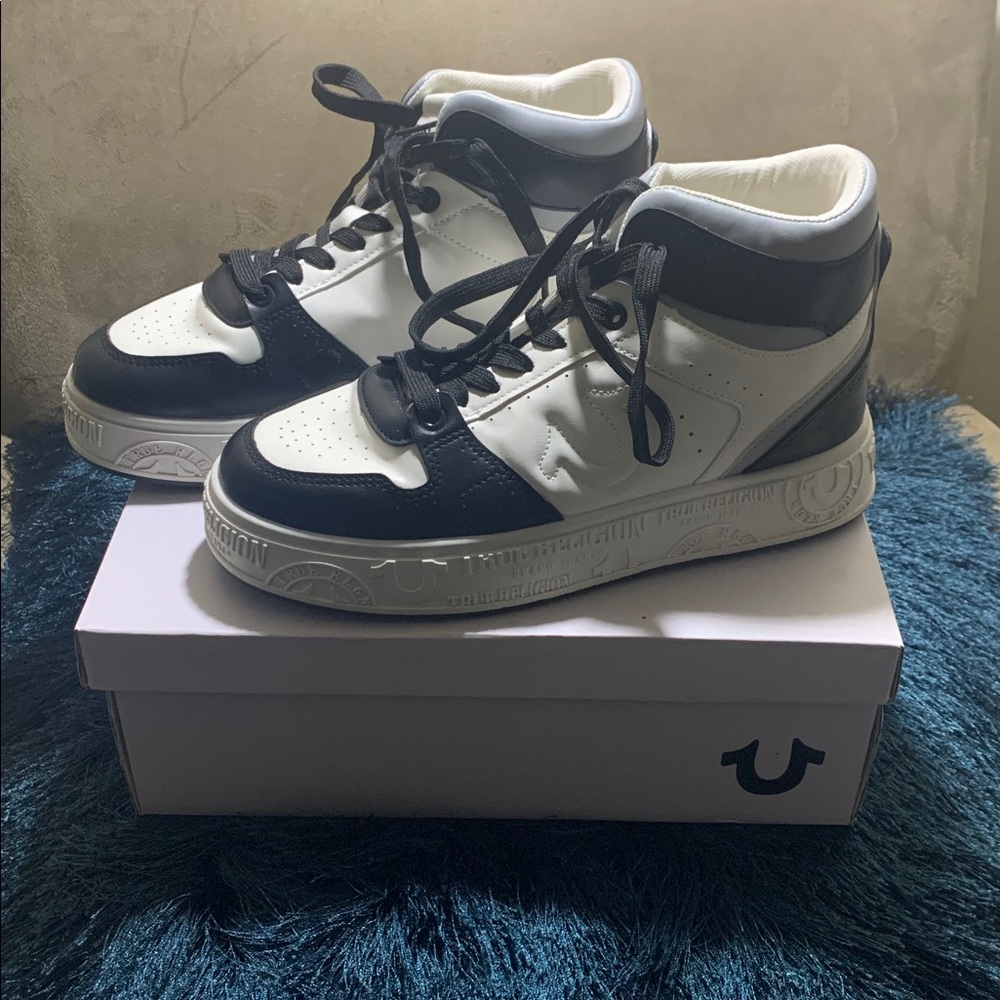 True Religion Sneakers in Black and White